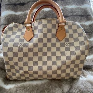 Louis Vuitton speedy 30